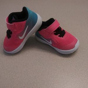 💙 Baby Nikes 💙